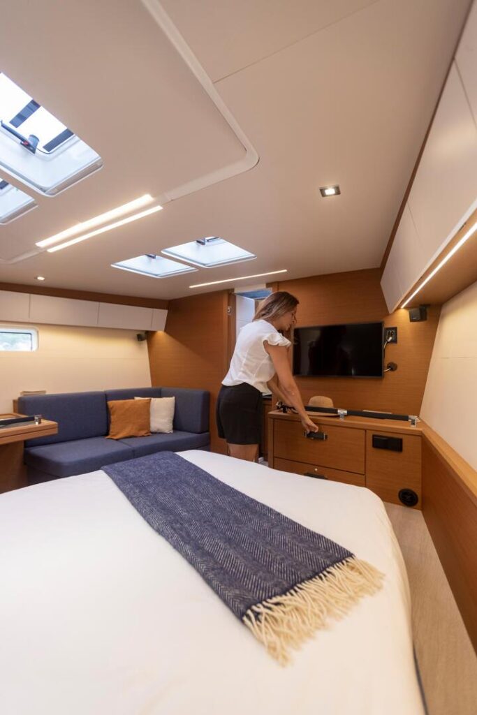 Jeanneau Yachts 65