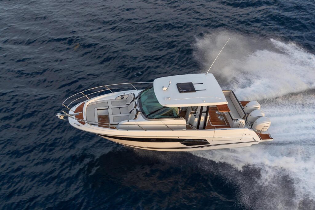 Cap Camarat 12.5 WA