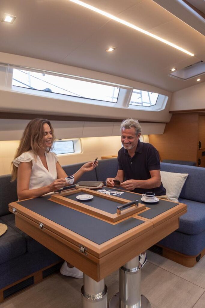 Jeanneau Yachts 65