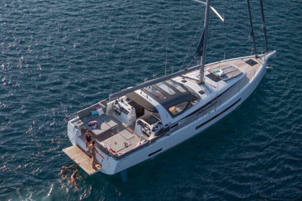 Jeanneau Yachts 55