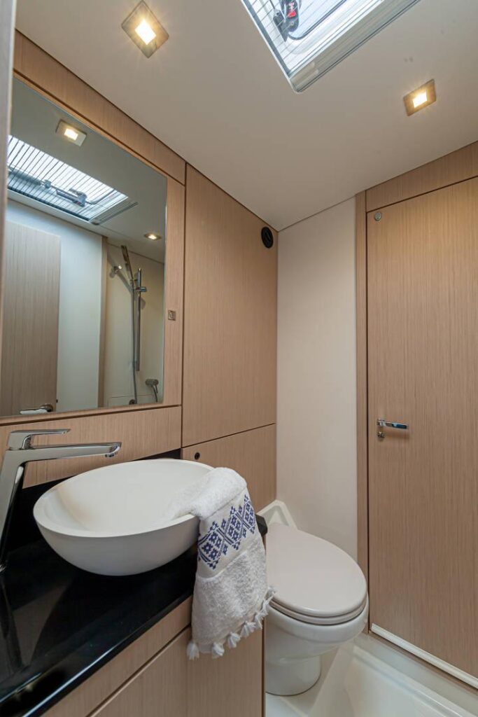 Jeanneau Yachts 60