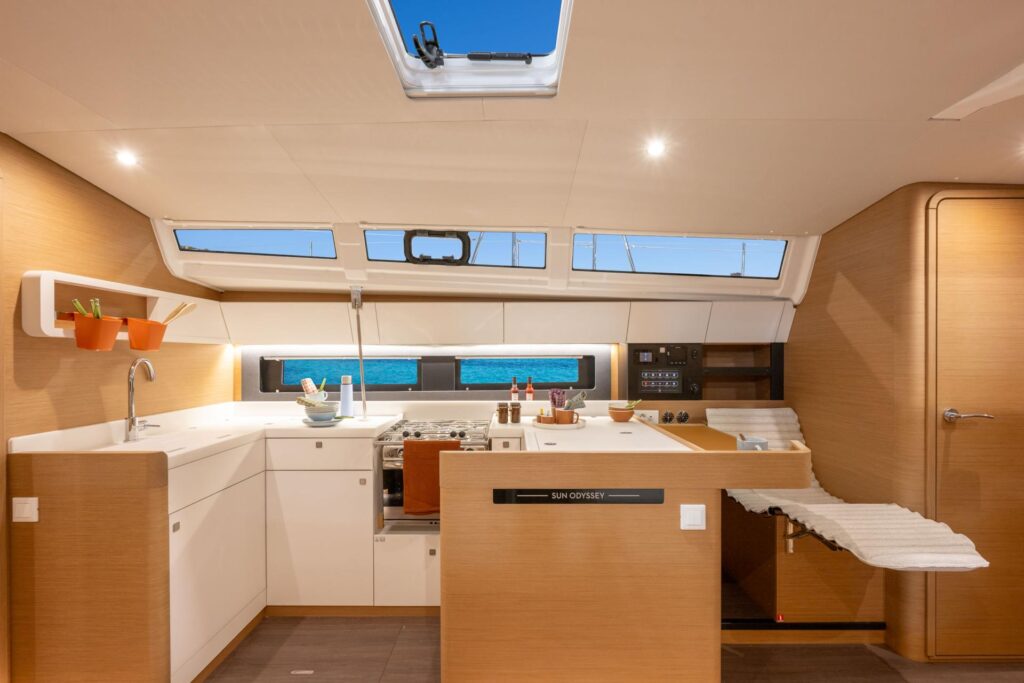 Sun Odyssey 455