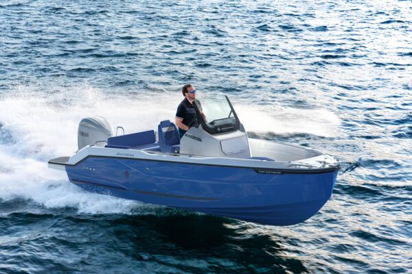 Cap Camarat 6.0 CC