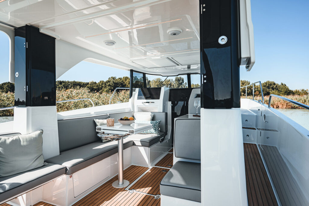Delphia 10 LoungeTop