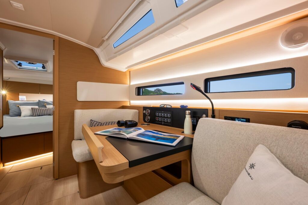 Sun Odyssey 415