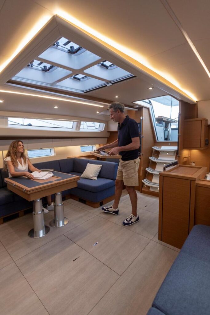 Jeanneau Yachts 65